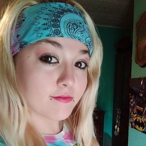 Meet your Posher, Molly